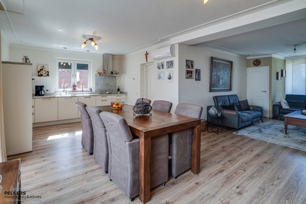 Medium property photo - Prins Bernhardlaan 10, 5953 EB Reuver